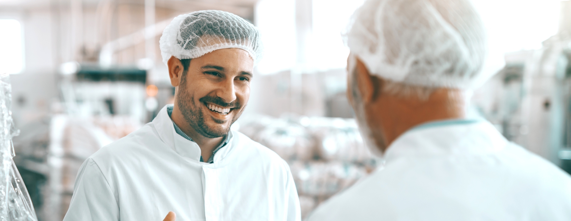 Operator w zakladzie przetworstwa drobiu