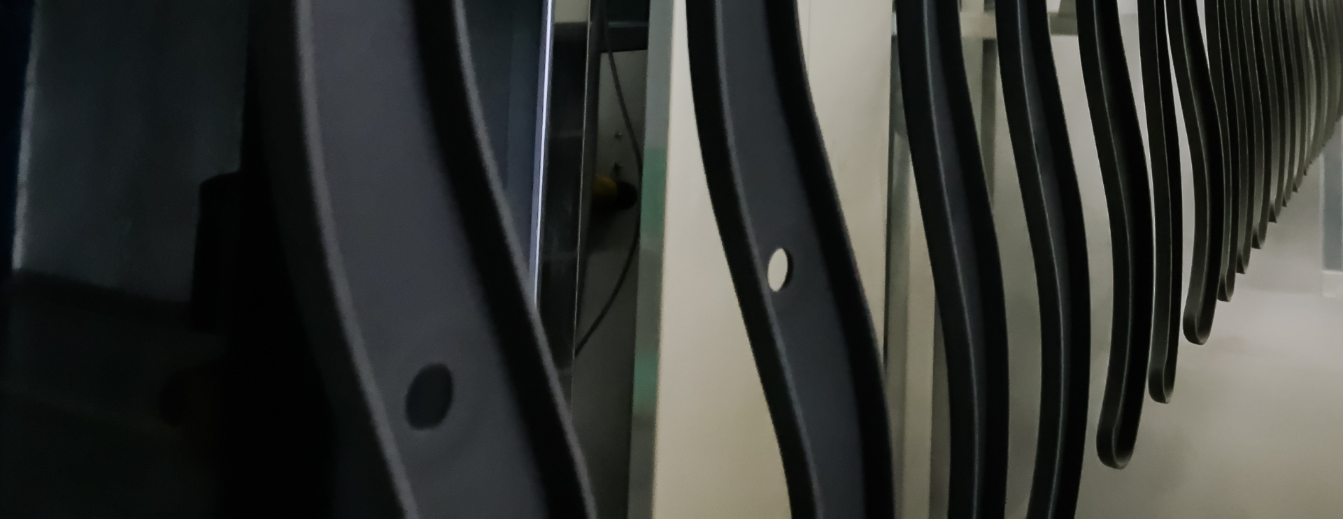 Pracownik produkcji w branży metalowej