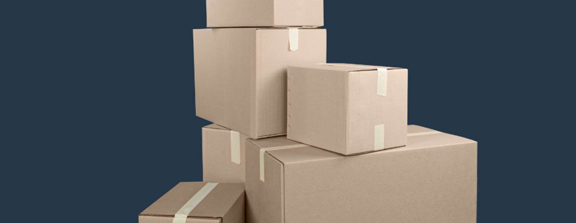 Pracownik produkcji opakowań kartonowych