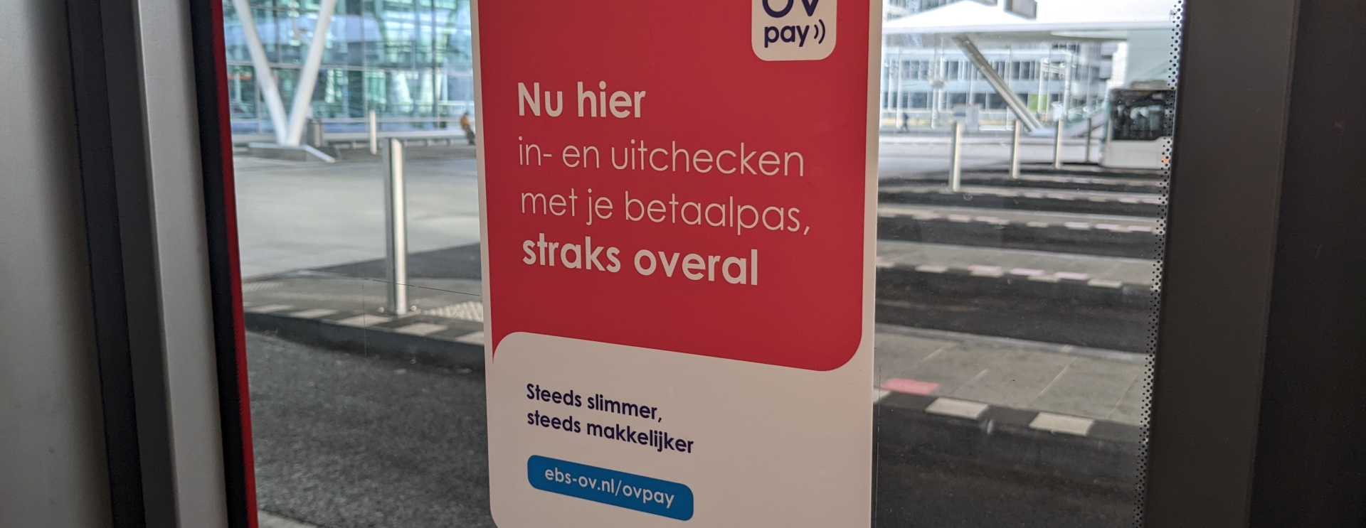 Podróżowanie po Holandii - wszystko o OV-chipkaart i OVpay