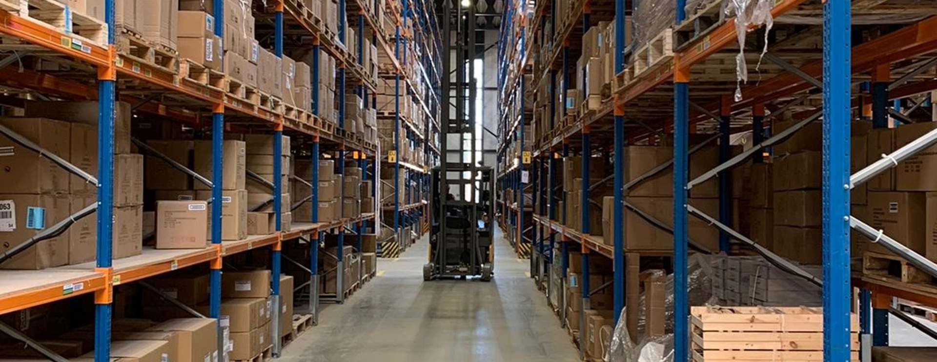 OPERATOR WÓZKA WYSOKIEGO SKŁADOWANIA (REACHTRUCK)