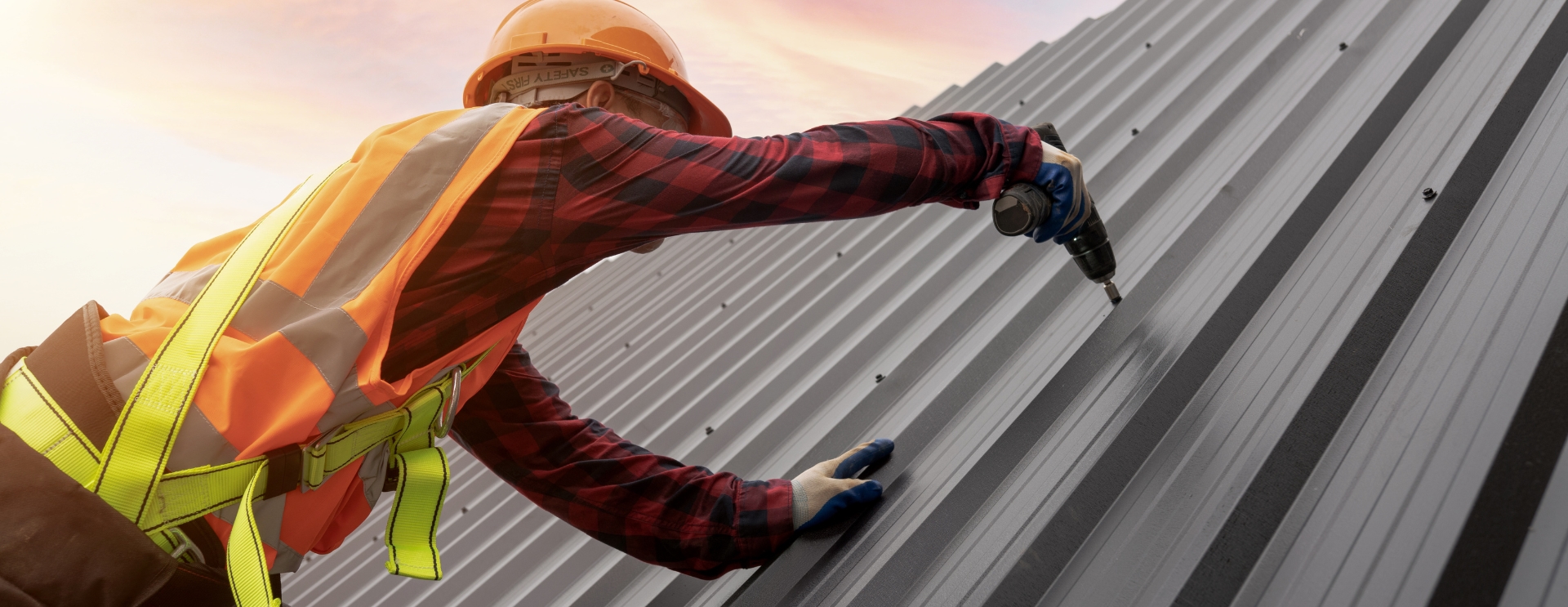 MONTER KONSTRUKCJI DACHOWYCH - DEKARZ